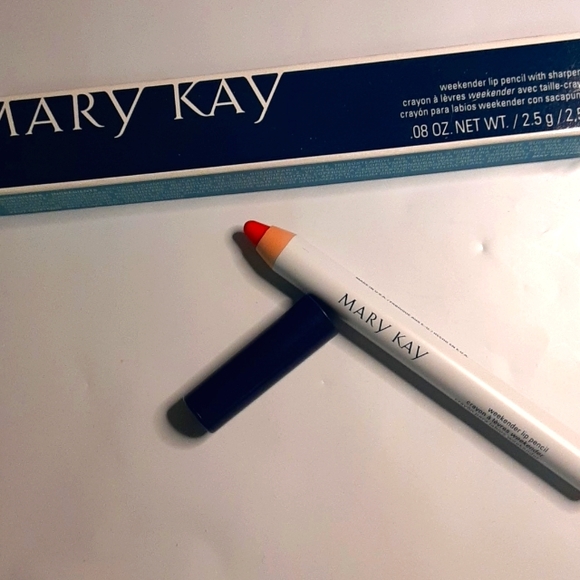 Mary Kay Weekender lip pencil with sharpener Coral Stone - Picture 1 of 3